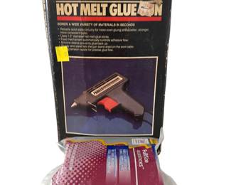 Parker Hot Glue Gun and Glue Sticks