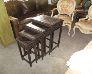 Vintage/antique set of 4 Oriental nesting tables