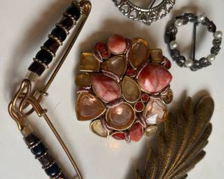 Assortment of Brooches & Costume Jewelry