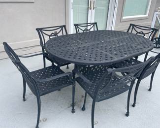 Black Cast Aluminum Outdoor Dining Table with 6 Chairs