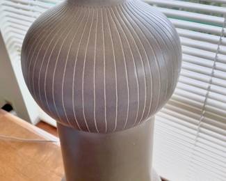 Large Mid-Century Modern Glazed Ceramic Lamp by Jane & Gordon Martz