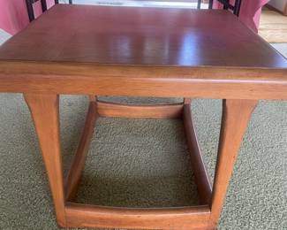 Lane Mid-Century Modern Walnut End Table