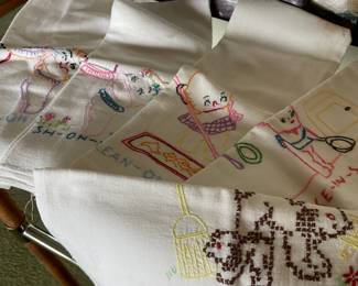 Set of Embroidered Kitchen Towels with Cleaning Girl Design