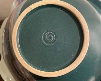 Green/Cream & Multicolored Stoneware Bowl