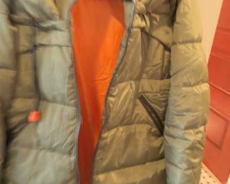 Orolay Army Green Women's Down Coat