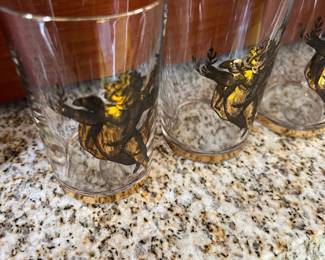 Set of 6 Clear Glasses with Gold Cherub Design