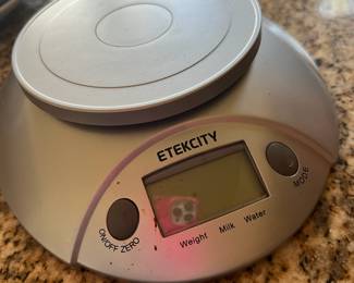 Etekcity Electronic Kitchen Scale