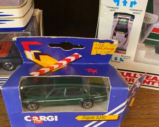 Junior Corgi Die Cast Model Jaguar -XJ40