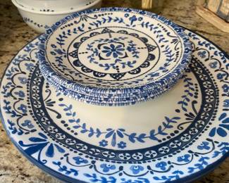 Corelle Vitrelle Portofino Dinnerware Set - 13 Piece Set