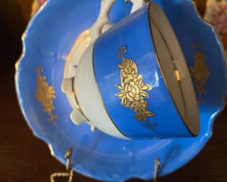 Kasugaware Handcrafted China Blue, Gold and White Teacup & Saucer