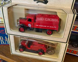 Lledro Chevron - Red Crown Die Cast 1934 Mack Truck, 1934 Die Cast Dennis London Fire Engine