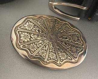 Flower Swirl Pattern Gold Tone Belt Buckle