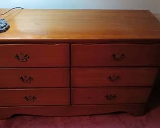 6 Drawer Maple Dresser