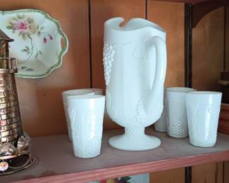 Indiana Colony Harvest Milk Glass Pitcher & 6 Glasses