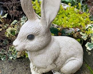 Resin Rabbit Outdoor Decor 