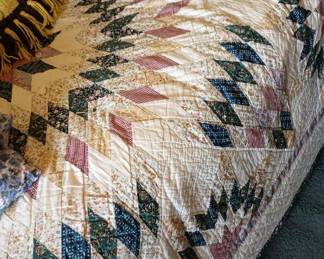 Radiating Star Patchwork Quilt