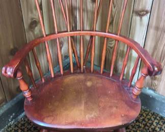 Windsor Fiddle Captain Cherrywood Arm Chair