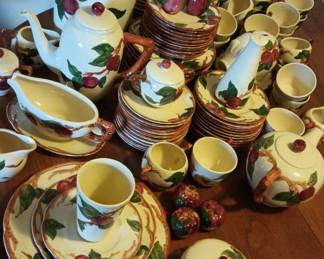 Franciscan Apple Earthenware Dinnerware Set 