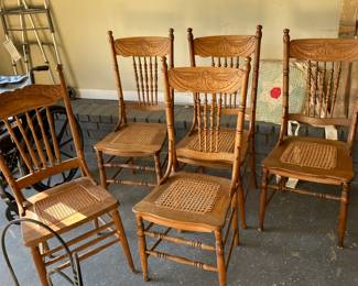 oak cane bottom chairs 4 identical plus 1