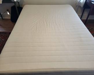Latex Mattress from 2020 in excellent condition. size full