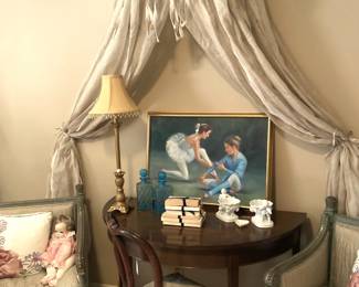 Demilune table; accessories; matching chairs