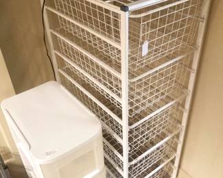 Elfa unit (on right)