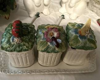 Spring time condiment set