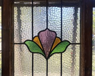 Single stained glass window