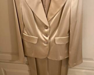 Kay Unger of New York