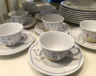 "Perouges" by Longchamp - 38 pieces