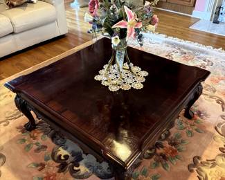 Chippendale Style Coffee Table With Banded Top & Claw Feet