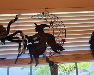 Halloween Decor