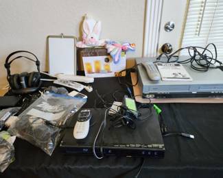Dvd and VCR Players