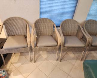Set of 4 Outdoor Chairs