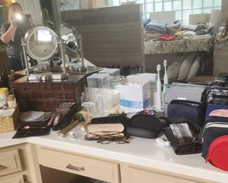 Handbags - Personal Items