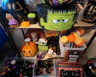 More Halloween Decor