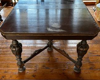 This is a great 1930's Mahogany Dining Table! It is #3 of a 3 piece set! (Sorry no chairs)