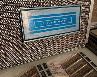 This is a vintage Select-O-Matic Jukebox! (2nd of TWO we have at this sale!) Fantastic late 60s - early 70's vibe!