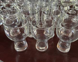 A set of 12 beautiful Vintage Federal Beer Glasses! Mint condition! 