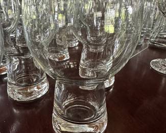 A set of 12 beautiful Vintage Federal Beer Glasses! Mint condition! 