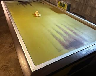 Fantastic MIDWAY Air Hockey Game! Great graphics, well loved and played! 