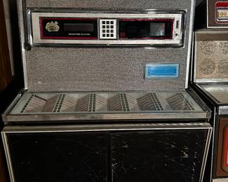 This is a vintage Select-O-Matic Jukebox! (2nd of TWO we have at this sale!) Fantastic late 60s - early 70's vibe!