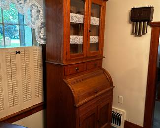 We have started moving stuff around and taking a peek into the dozens of totes/boxes waiting for us! Here are a few pics of the excellent treasures you can expect from this fantastic Fostoria estate sale!