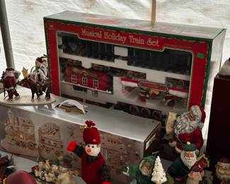 This estate sale is that of the gentleman who was the Santa at BRONNERS for 26 years! The Christmas collection is epic and superb! 