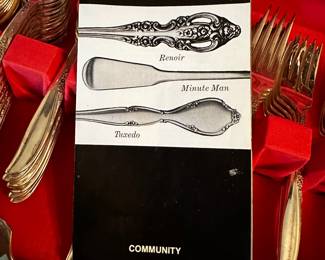 We have started moving stuff around and taking a peek into the dozens of totes/boxes waiting for us! Here are a few pics of the excellent treasures you can expect from this fantastic Fostoria estate sale!