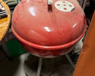 We have started moving stuff around and taking a peek into the dozens of totes/boxes waiting for us! Here are a few pics of the excellent treasures you can expect from this fantastic Fostoria estate sale!