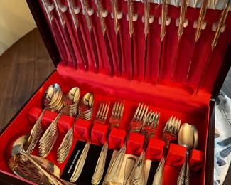 We have started moving stuff around and taking a peek into the dozens of totes/boxes waiting for us! Here are a few pics of the excellent treasures you can expect from this fantastic Fostoria estate sale!