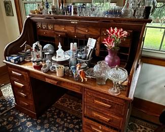 We have started moving stuff around and taking a peek into the dozens of totes/boxes waiting for us! Here are a few pics of the excellent treasures you can expect from this fantastic Fostoria estate sale!