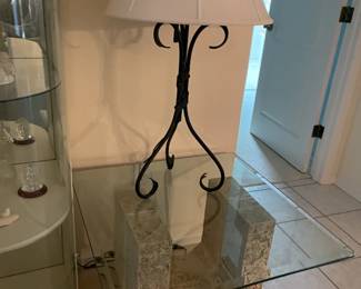 2 Lamps r sweet & 2 end Tables matching