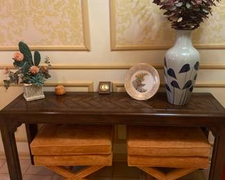 HENREDON CONSOLE TABLE WITH X BENCHES